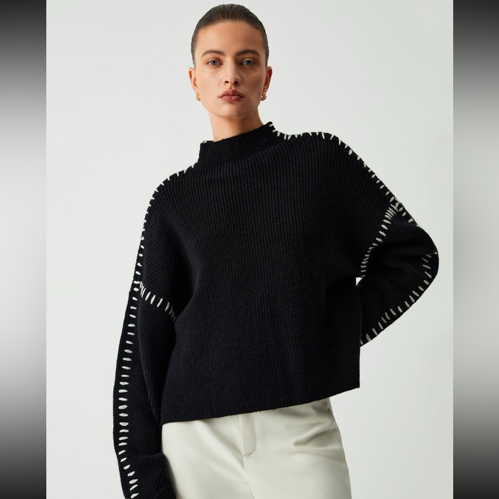 NWT - COMMENSE “Shift the Focus” Mock Neck Oversized Sweater